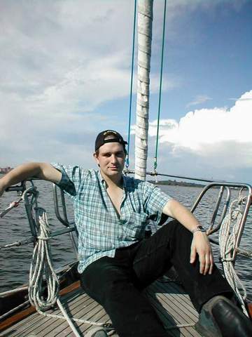 Шевцов  Виктор