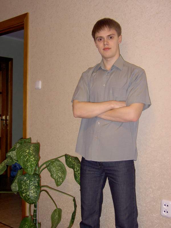 Счастливцев  Роман